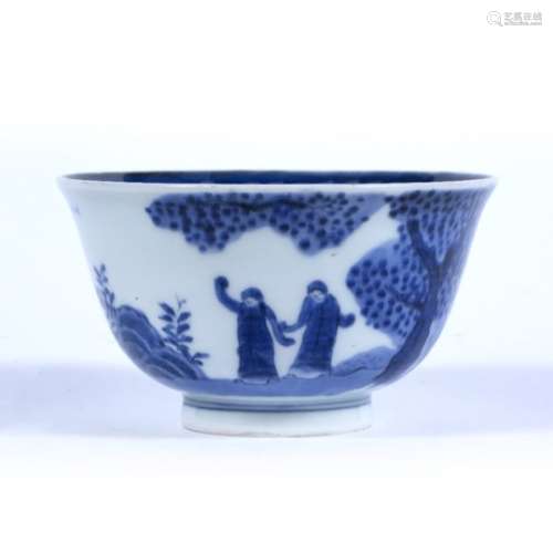 Blue and white Arita bowl Japanese, 17th Century decorated to the outside with a mountain
