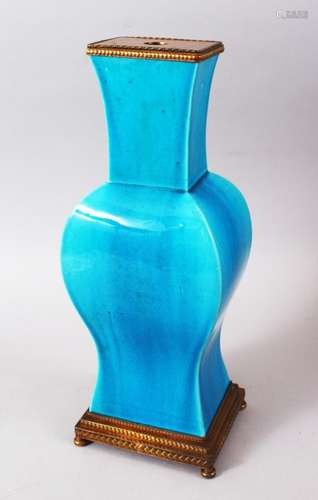 A GOOD CHINESE KANGXI PERIOD TURQUOISE PORCELAIN VASE / LAMP, the vase later mounted and fitted