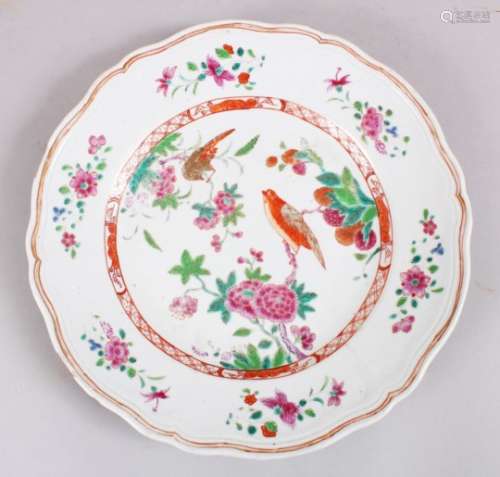 A GOOD 18TH CENTURY CHINESE FAMILLE ROSE PORCELAIN PLATE, decorated with scenes of birds amongst