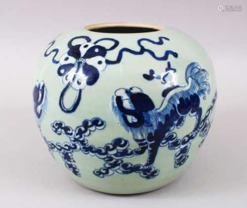 A GOOD 19TH CENTURY CHINESE CELADON BLUE & WHITE PORCELAIN GINGER JAR, the body of the globular
