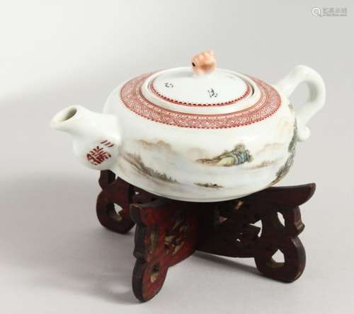 A GOOD MID 20TH CENTURY CHINESE FAMILLE ROSE PORCELAIN TEAPOT, the body of the poet with landscape