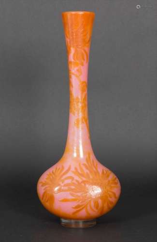 Große Jugendstil Vase mit Crysanthemen (Chrysanthè…