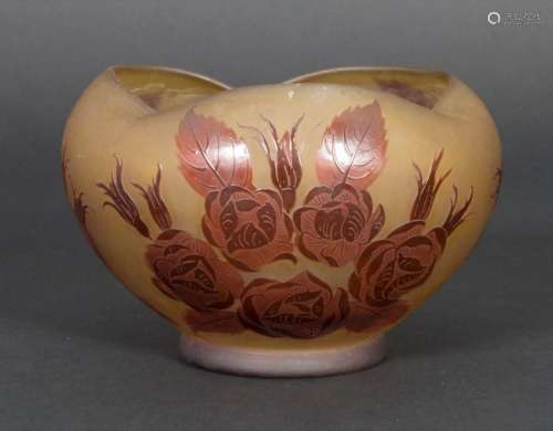 Jugendstil Vase mit Rosen / An Art Nouveau vase wi…