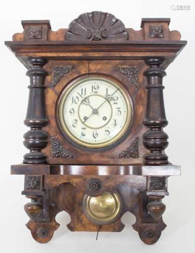 Wanduhr / A wall clock, deutsch um 1910