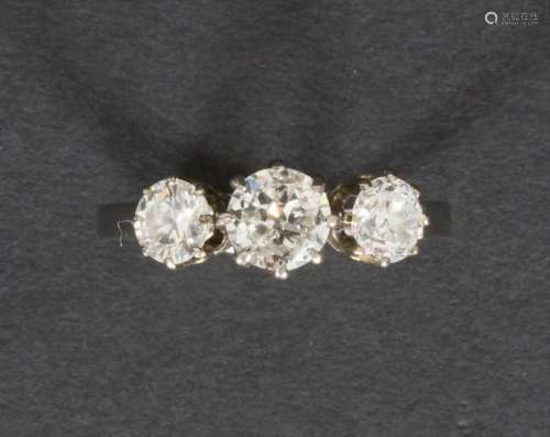 Damenring mit Diamanten / A ladies ring with diamo…