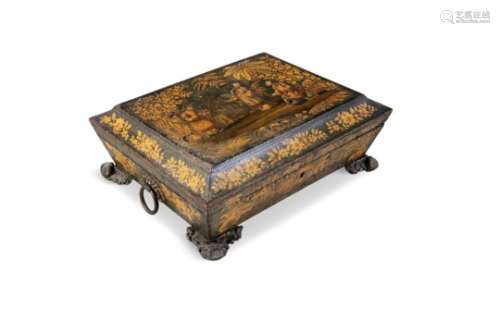 A CHINESE EXPORT GILT AND LACQUER WORK CASKET, early 19th Century, of sarcohpagus shape, decorated