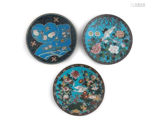 A COLLECTION OF THREE JAPANESE CLOISSONÉ ENAMEL CHARGERS, of shallow circular form, each decorated