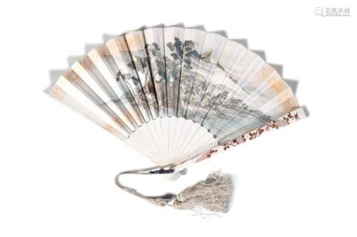 A JAPANESE IVORY AND GILT DECORATED HANDPAINTED BRIEZE FAN, painted with the scene of Mount Fuji