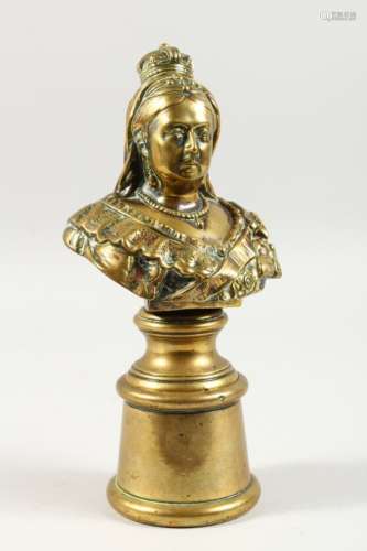 A BRONZE BUST OF QUEEN VICTORIA, to commemorate her Diamond Jubilee, on a pedestal. 10.5ins high.