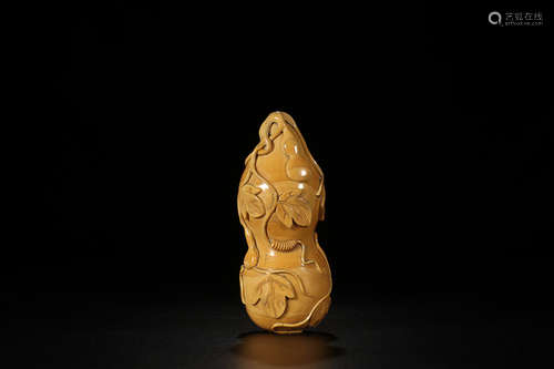 QIANLONG MARK RARE MATERIAL GOURD-SHAPE ORNAMENT