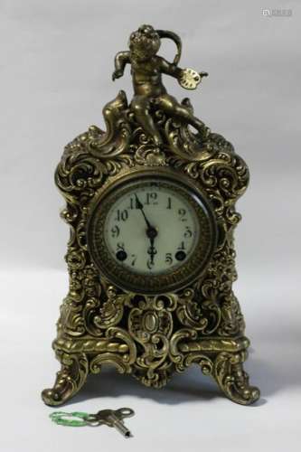 A  Table Clock w Original Key