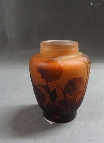 Etablissements GALLE Petit vase balustre en verre …