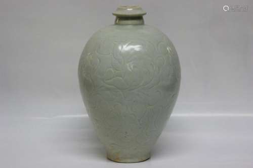 Chinese Ding Ware Vase