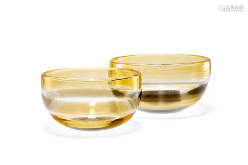 Two Fasce di Colore Bowlsexecuted 1966-1970for Venini, glass with applied polychrome bands, each engraved 'venini italia'height 3in (7.5cm); diameter 5 3/4in (14.5cm); height 2 1/2in (6.5cm); diameter 5in (12.5cm)  Fulvio Bianconi (1916-1996)