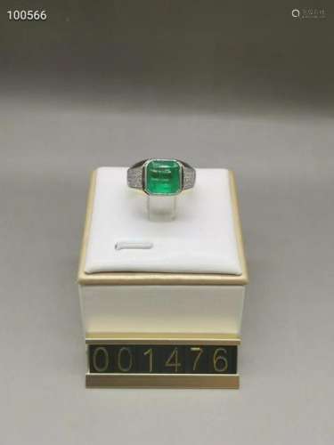 18K Gold Emerald Ring, 4.25 CT