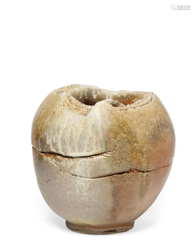 Untitled 2014wood-fired stonewareheight 10in (25.4cm); diameter 9 1/2in (24.1cm)  Peter Callas (born 1952)