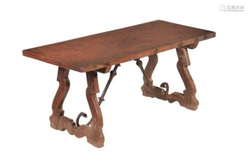 A Spanish chestnut centre table