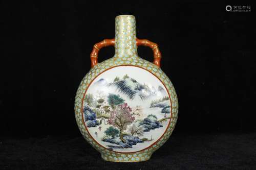 A Chinese Famille-Rose Porcelain Moon Flask