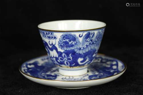 A Chinese Blue and White Porcelain Cup with Plate
