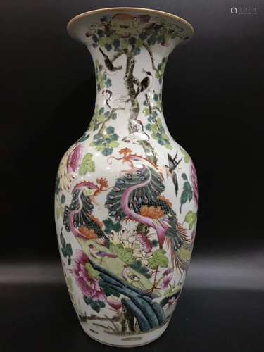 A Chinese Famille-Rose Porcelain Vase