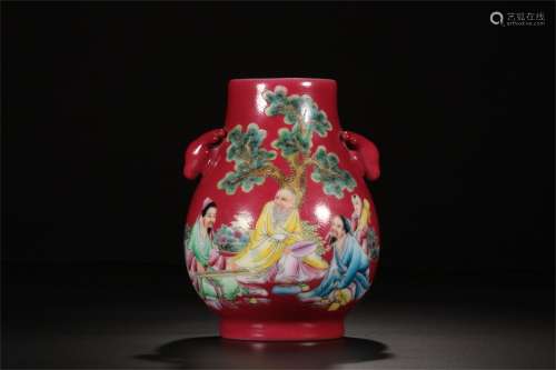 A Chinese Red Glazed Fmaille-Rose Porcelain Vase