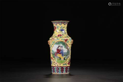 A Chinese Famille-Rose Porcelain Vase