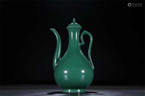 A Chinese Green Glazed Porcelain Wine Pot