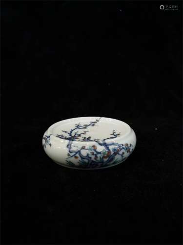 A Chinese Dou-Cai Glazed Porcelain Ink Stone