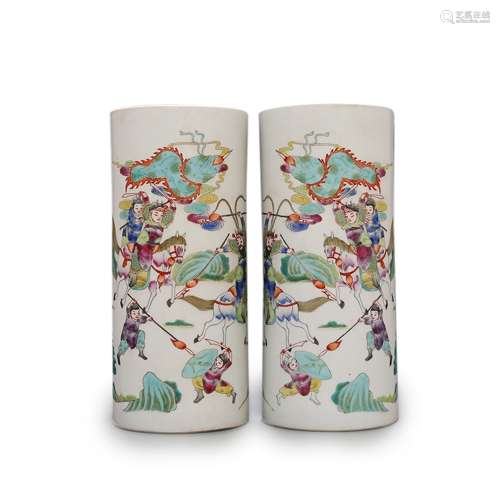 A Pair of Chinese Famille-Rose Porcelain Hat Stands