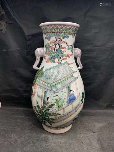 A Chinese Wu-Cai Glazed Porcelain Vase