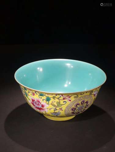 A Chinese Yellow Ground Famille-Rose Porcelain Bowl