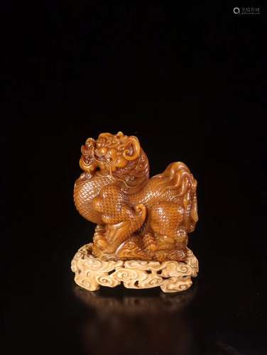 A Chinese Carved Tianhuang Foo-Dog Decoration