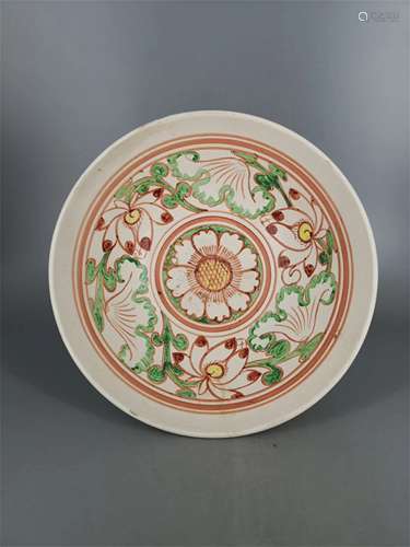 A Chinese Red and Green Glazed Porcelain Bowl