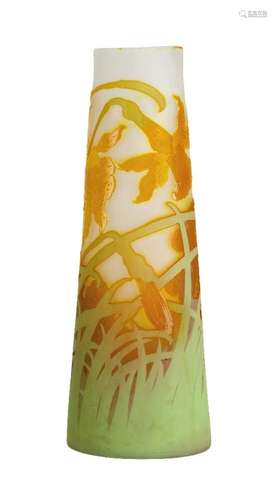 Gallé, a double-overlay cameo glass 'Daffodil' vase c.1904-1906, signed in cameo Gallé with star