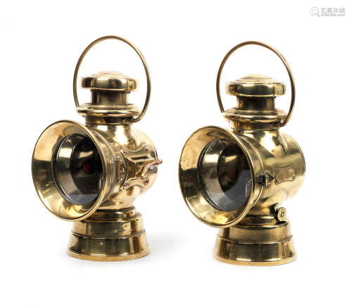 A pair of Lucas 'King of the Road' No.722 oil-illuminating side-lamps,