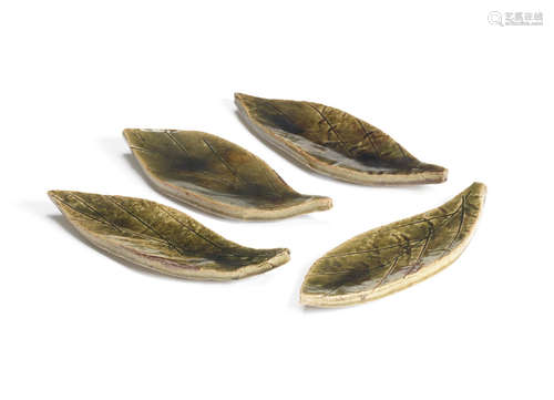 Four stoneware Oribe-style dishes in the form of leaves   By Kitaoji Rosanjin (1883-1959), Showa (1926-1989) era, mid-20th century