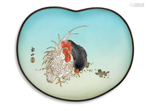 A cloisonné-enamel kidney-shaped tray   Meiji era (1868-1912), late 19th/early 20th century