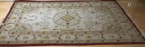 Woven Geometric Pattern Persian Style Carpet