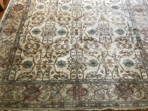 Hand Knotted Wool Persian Motif Carpet