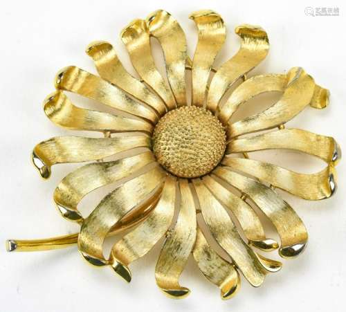 Large Vintage Trifari Gilt Metal Flower Brooch