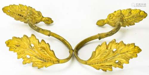 Neoclassical Style Acanthus Leaf Gilt Tie Backs