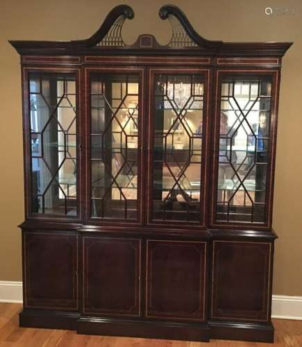 Hickory White Chippendale Style Breakfront / Hutch