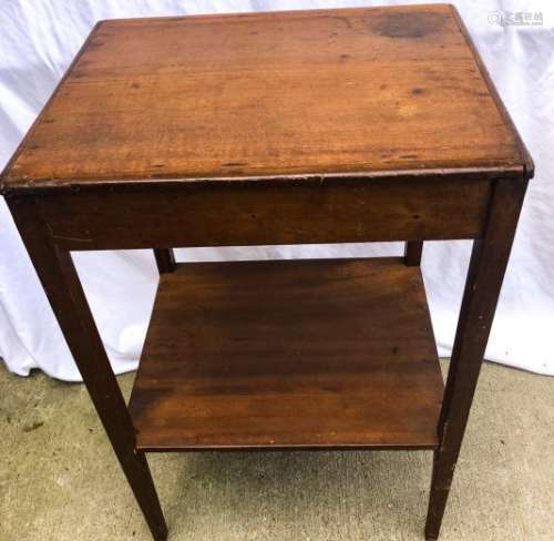 Antique American Side / End Table