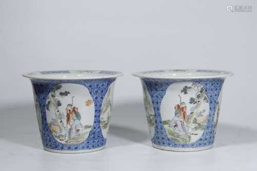 Kuang Hsu, A Pair of Blue and White Flower Vase