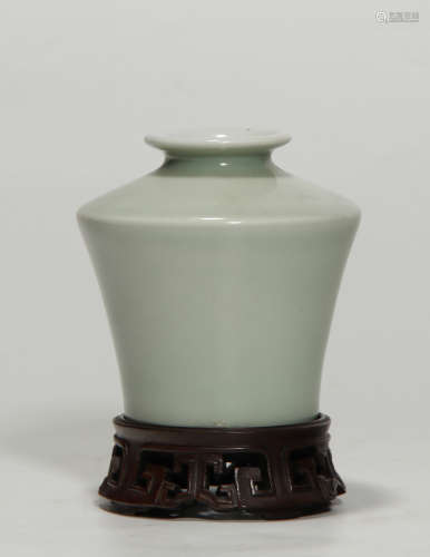 Qing Dynasity, Celadone Waterpot