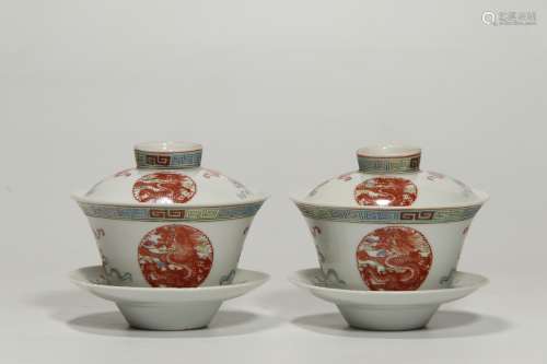 Min Guo  A Pair of Famile Rose Bowls with Lid