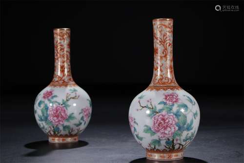 A Pair of Chinese Famille-Rose Porcelain Vases