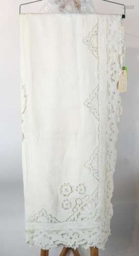 Ecru Rectangular Lace Tablecloth