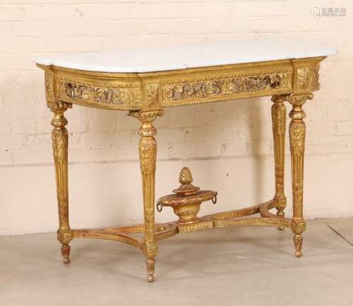 TRES ELEGANTE CONSOLE EN BOIS DORE LOUIS XVI En bois doré sculpté, de forme [...]