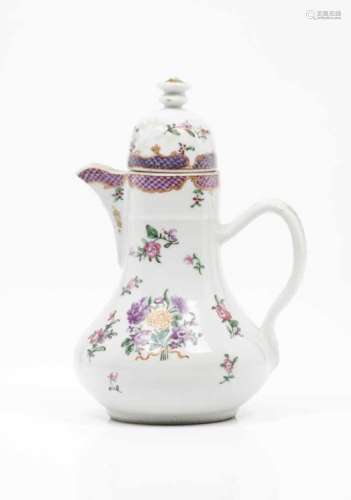 A coffee potChinese export porcelainFloral 